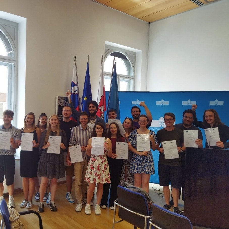 Abschlussfoto der Teilnehmenden der BFPT Summer School 2024